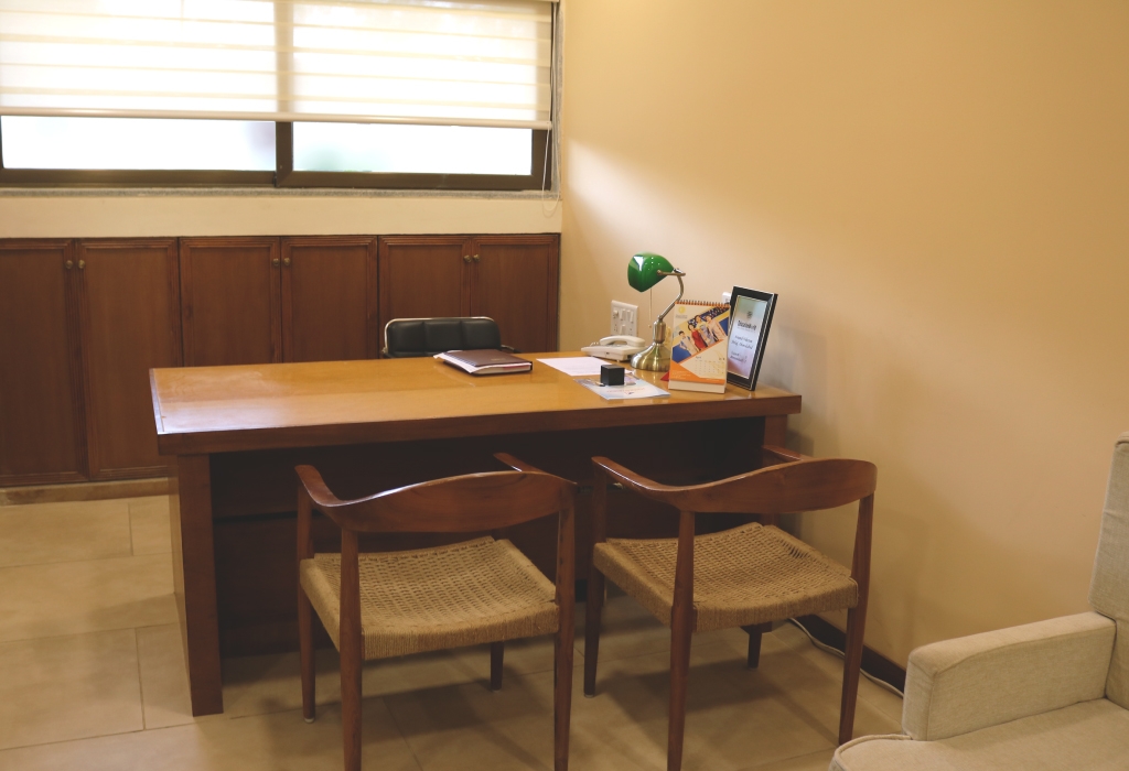 as_headsroom_full_i1_1024x700